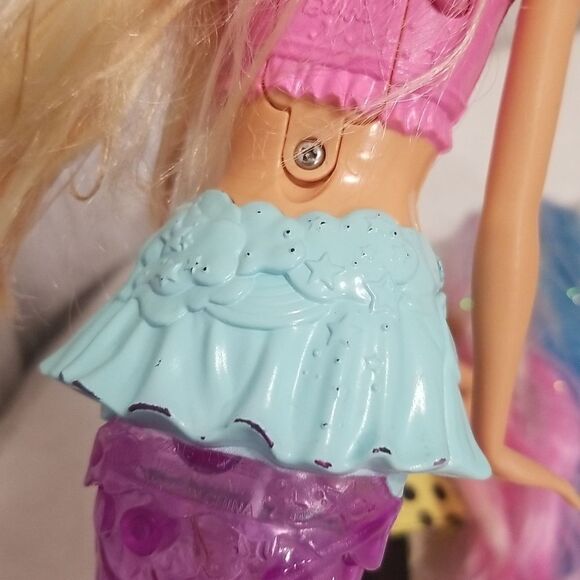 Lot of pre-owned barbie's - Picture 10 of 16